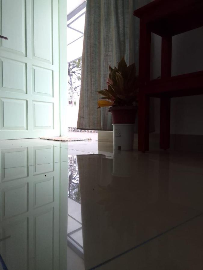 Kochi Joseys Homestay מראה חיצוני תמונה